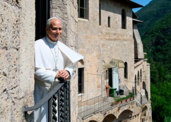 El Papa León XIV recorre históricos santuarios de Italia en jornada de peregrinación estival