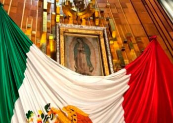 Los Ángeles en el Tepeyac: Arzobispo José Gomez entrega 45.000 oraciones a la Virgen de Guadalupe