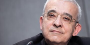 León XIV delinea el perfil del obispo ideal y la visión sinodal para la Iglesia contemporánea