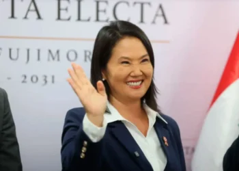Arzobispo de Arequipa insta a Keiko Fujimori a priorizar la familia frente a desafíos sociales