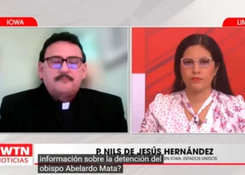 Sacerdote nicaragüense exiliado denuncia persecución de la Iglesia por el régimen y alerta por obispo Mata