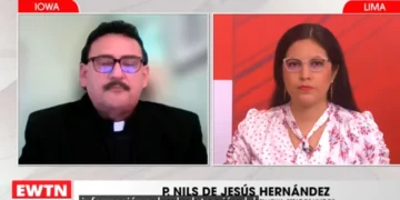 Sacerdote nicaragüense exiliado denuncia persecución de la Iglesia por el régimen y alerta por obispo Mata
