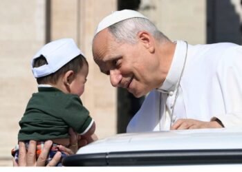 El Papa León XIV alerta sobre la carrera armamentística global en su nuevo libro “Desarmada y desarmante”
