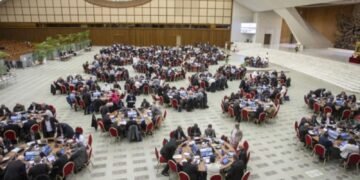 El Vaticano solicita a las diócesis evaluar su camino sinodal rumbo a la asamblea de 2028