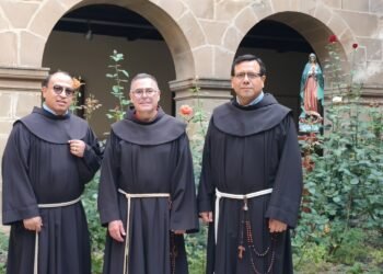 Nuevos custodios franciscanos revitalizan el monasterio de Santo Toribio de Liébana y la veneración del lignum crucis