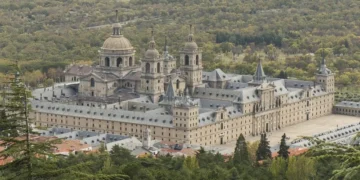 El Monasterio de El Escorial: historia, arte y leyenda en la octava maravilla del mundo