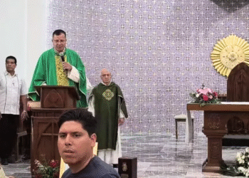 Tiroteo interrumpe misa en Sinaloa y desata momentos de tensión en templo de Los Mochis