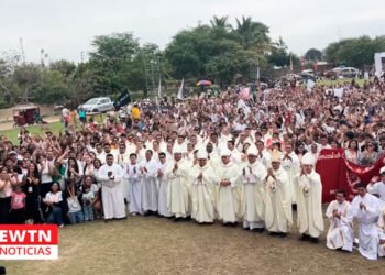 Papa León XIV alienta a miles de jóvenes en la Jornada Nacional de la Juventud en Chulucanas, Perú