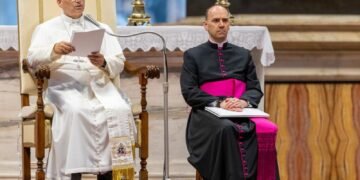 León XIV retoma audiencias y llama a redescubrir la oración ante su declive en familias