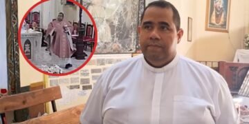Sacerdote protege a los fieles con la Eucaristía durante el terremoto en Colombia